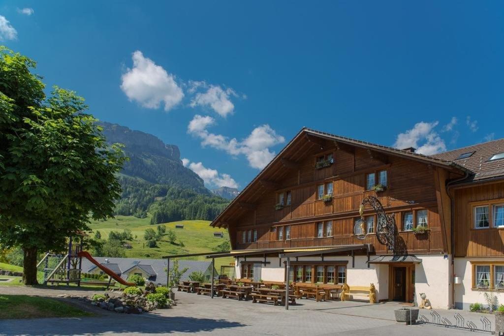 Gasthaus Roessli بروليساو المظهر الخارجي الصورة